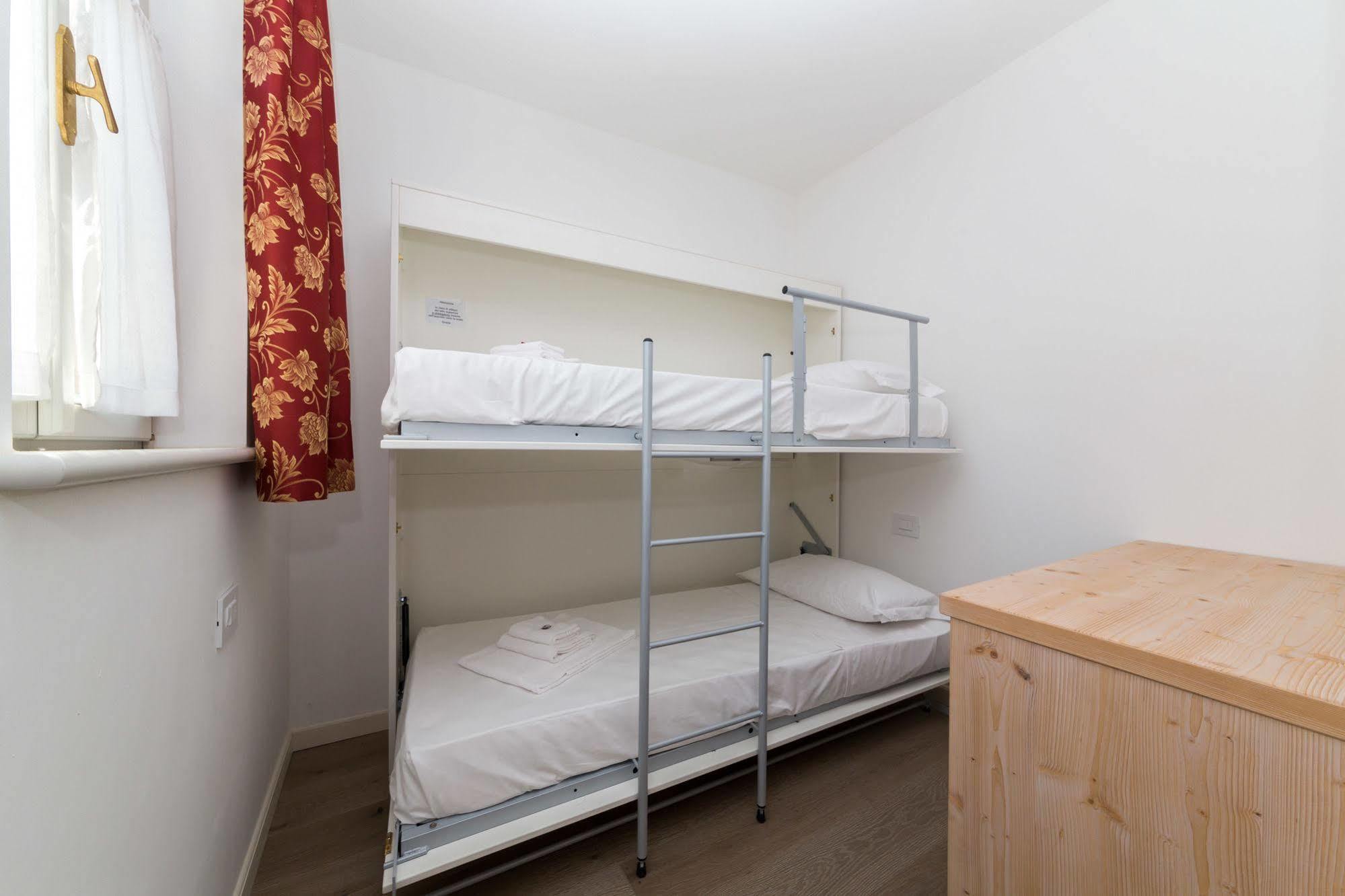 Colle Ameno Room And Breakfast Rovereto  Exterior photo